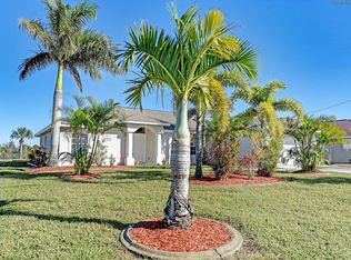 899 Boundary Blvd, Rotonda West, FL 33947