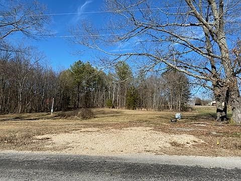 2nd image of 170 Kester Rd