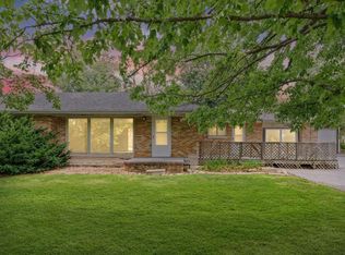 302 W Main St, Mahomet, IL 61853