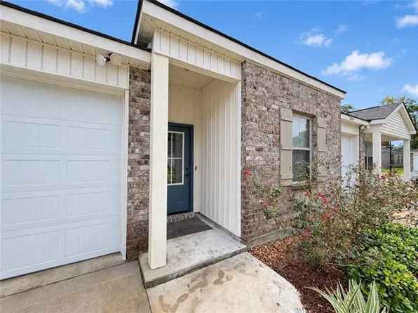 16210 Thorncrown Ln, Baton Rouge, LA 70816