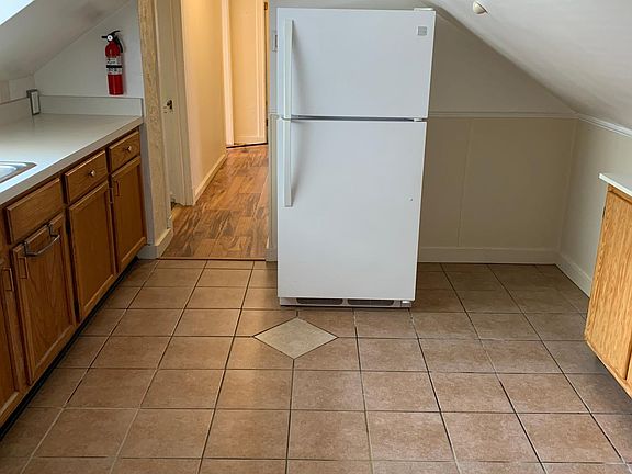 5th image of 7N017 Watseka Ave APT 3