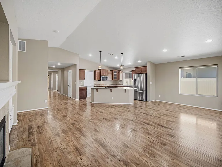 20119 E Glenbrook Ave — Photo 15