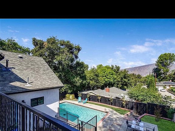 2nd image of 7965 Glenties Ln
