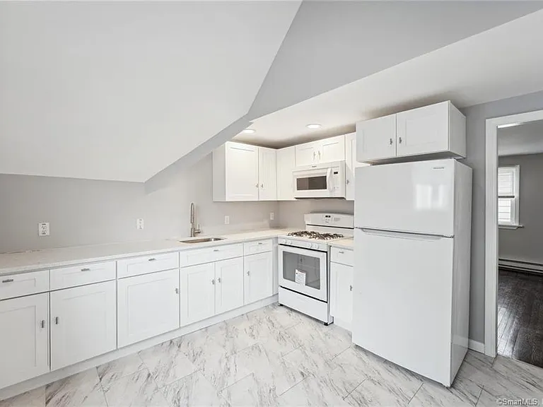 210 Lenox Ave #3 — Photo 4