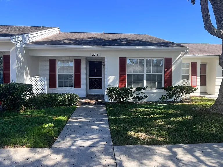 2918 Forrestal Ct — Photo 1