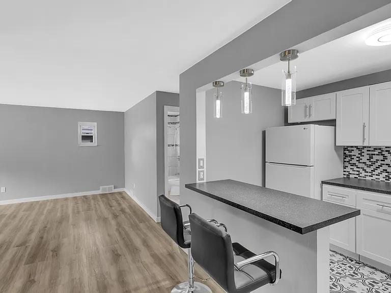 6565 Rosemoor St #2 — Photo 6