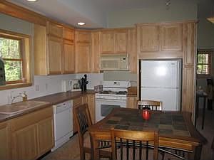 4th image of 5634 Bay Shore Dr