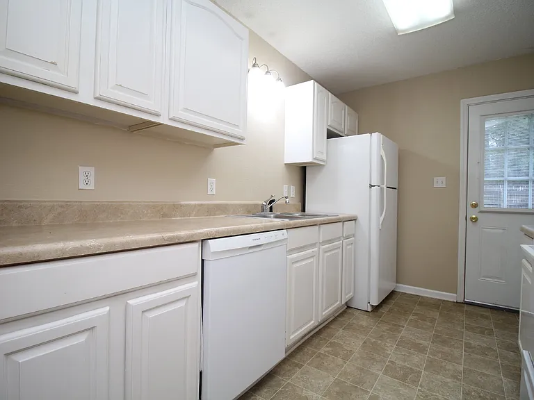 6845 Roundup Ln — Photo 6