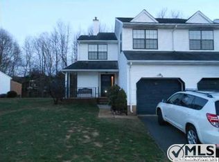 51 Chestnut Way, Manalapan, NJ 07726