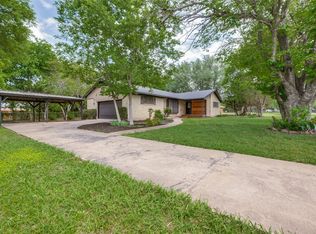 1533 E Springcrest Cir, Lancaster, TX 75134