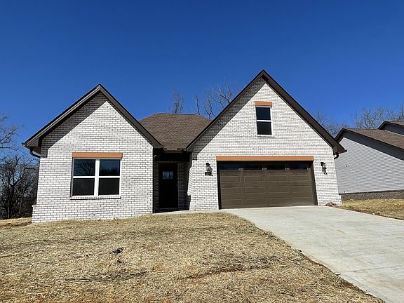 2nd image of 1501 Roxy Ln Lot 1