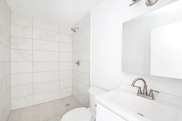 Rented by Bold New York | media 30