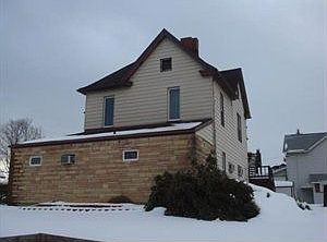 4th image of 3502 Highland Ave