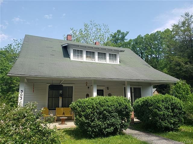 2nd image of 316 Greenville St