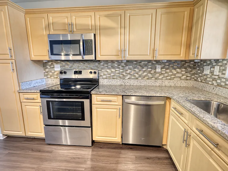 10755 Village Club Cir #202 — Photo 12