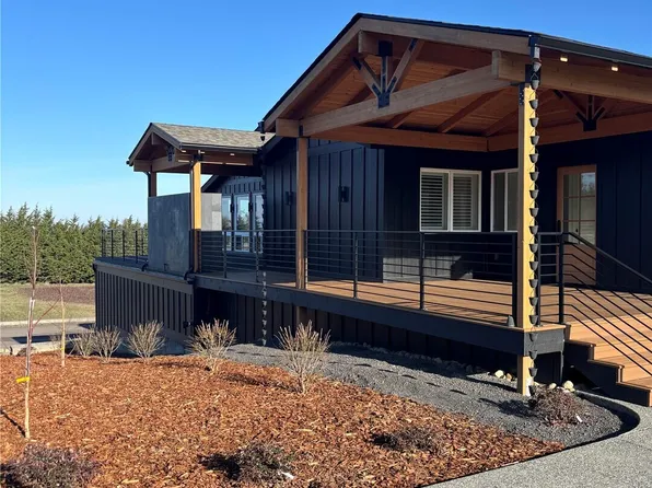 84 Windsong Lane, Sequim, WA 98382