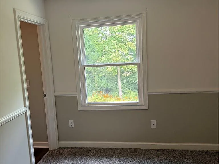 4345 Frontenac Dr — Photo 31