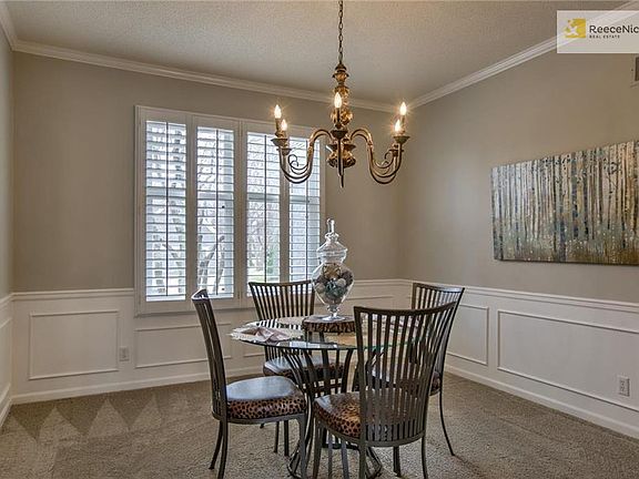 Super Chic Dining Room!