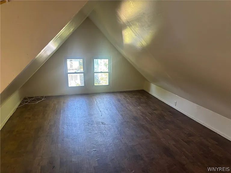 40 Lisbon Ave #UPPER — Photo 23