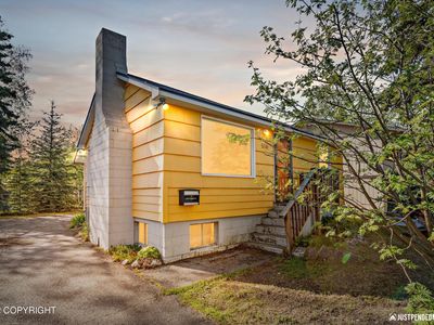 516 N Klevin St, Anchorage, AK, 99508