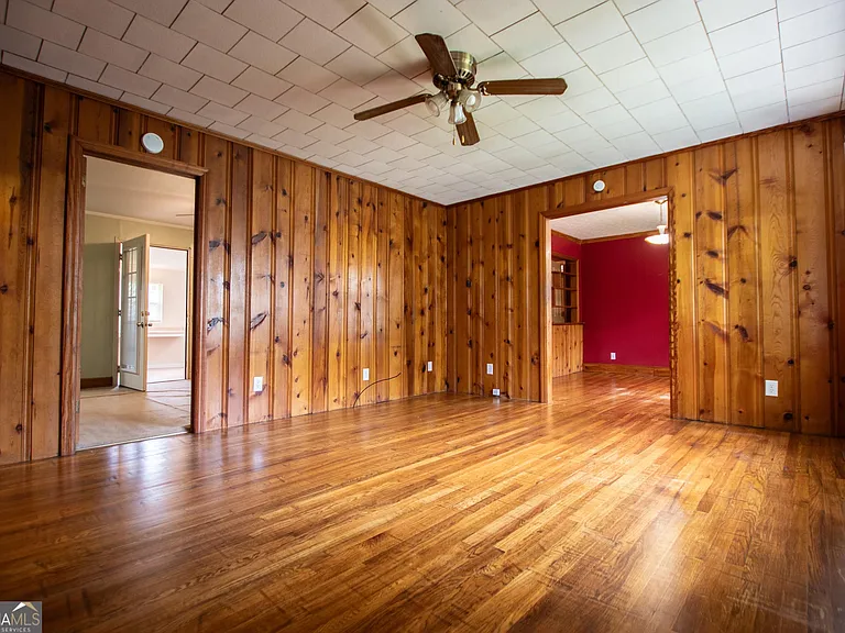 126 N Johnson St — Photo 20
