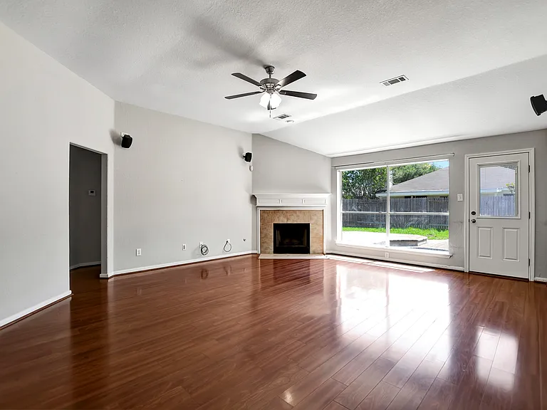 14738 Autumn Glen Ct — Photo 5