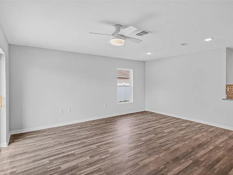 842 Gila Way — Photo 11