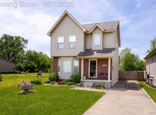 15078 Oldham St, Taylor, MI 48180
