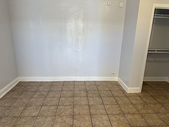 4th image of 3300 Broadway #11501659