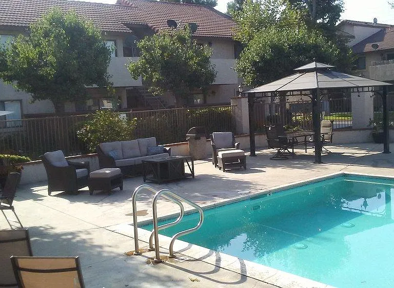 Sycamore Park Apartments — Photo 4