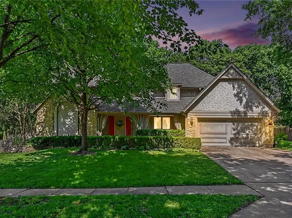 5710 N Spruce Ave, Kansas City, MO 64119