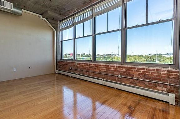 2nd image of 156 Porter St APT 442