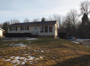 1067 Porter Rd, Norton Shores, MI 49441