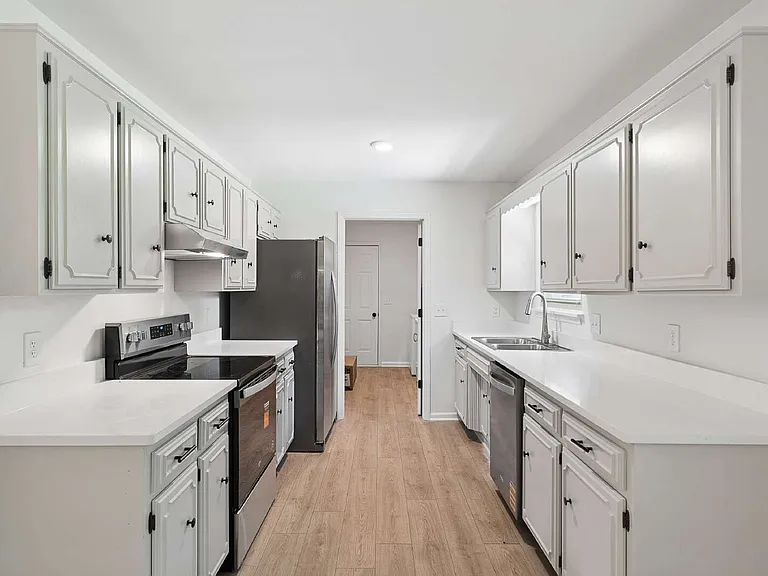 112 Juniper Dr — Photo 12