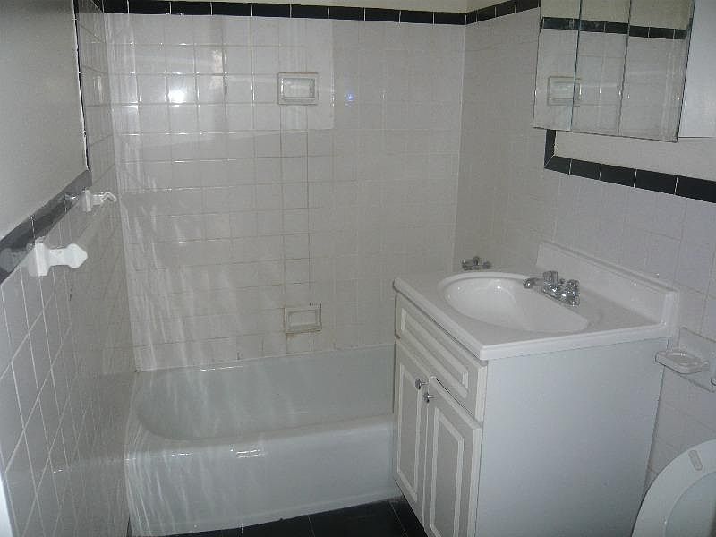 1st image of 69 Avenue X