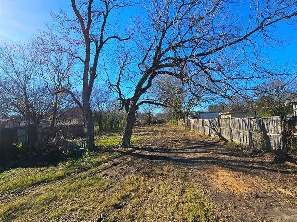 833 Murdock Rd, Dallas, TX 75217