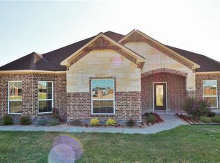 941 Meghann Ln, Waxahachie, TX 75167