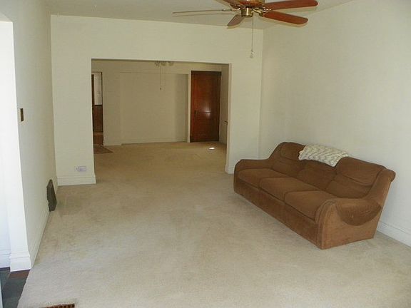 5th image of 9551 S Homan Ave