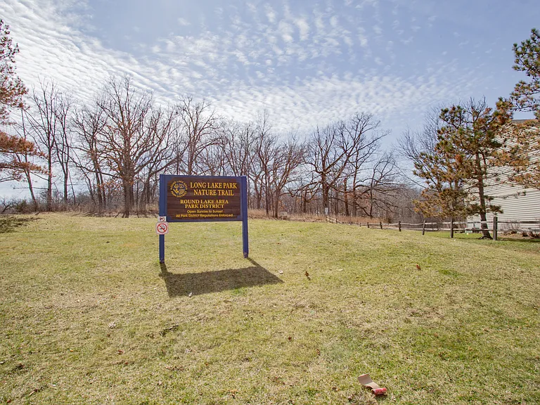 1217 N Village Dr — Photo 34