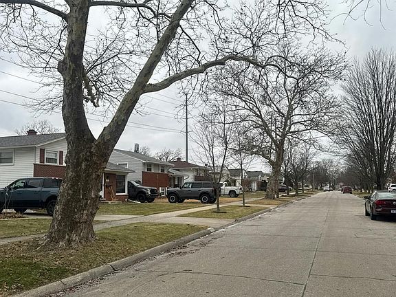 4th image of 9692 Mueller St