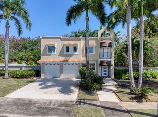 A4 Paseo Madrid St, Vega Alta, PR 00692