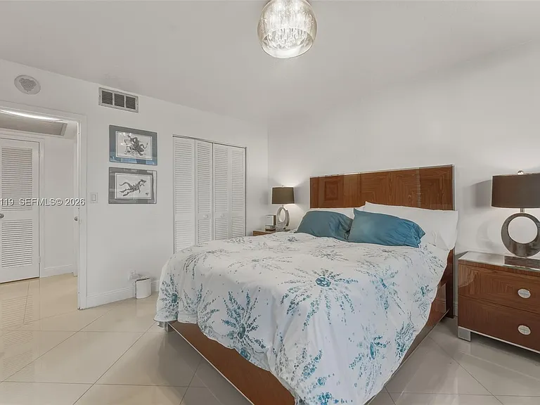 2030 S Ocean Dr #1810 — Photo 9