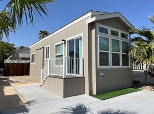 74711 Dillon Rd #898, Desert Hot Springs, CA 92241