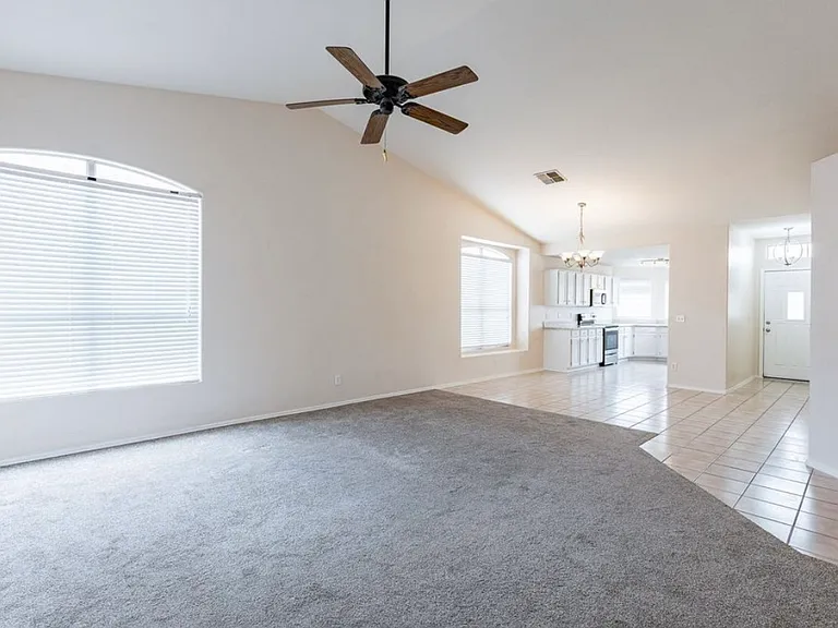 4460 E Verbena Dr — Photo 9