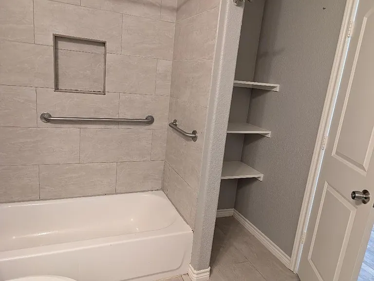 16729 Meadowcroft — Photo 6