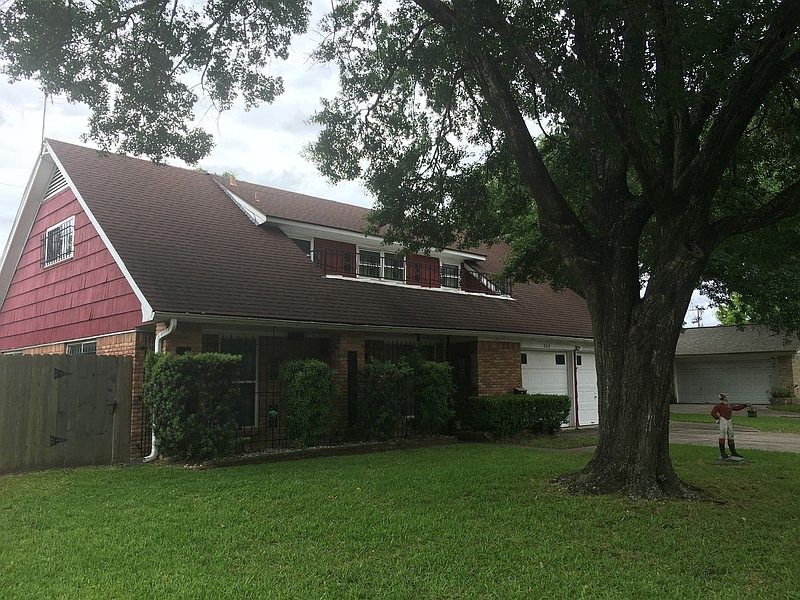 1st image of 2410 Willowby Dr