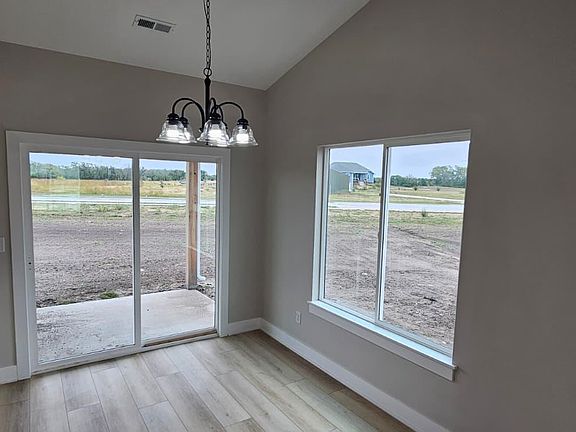 5th image of 1630 Midway Ct