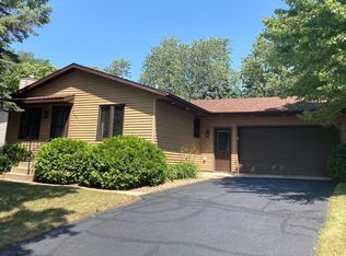 2037 Northway Cir, Saint Cloud, MN 56303