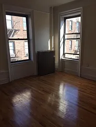 Rented by Roberto Guilbet, LREB