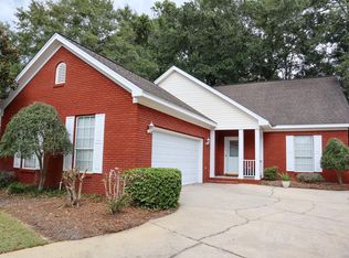11 Ballestone Ct, Dothan, AL 36301